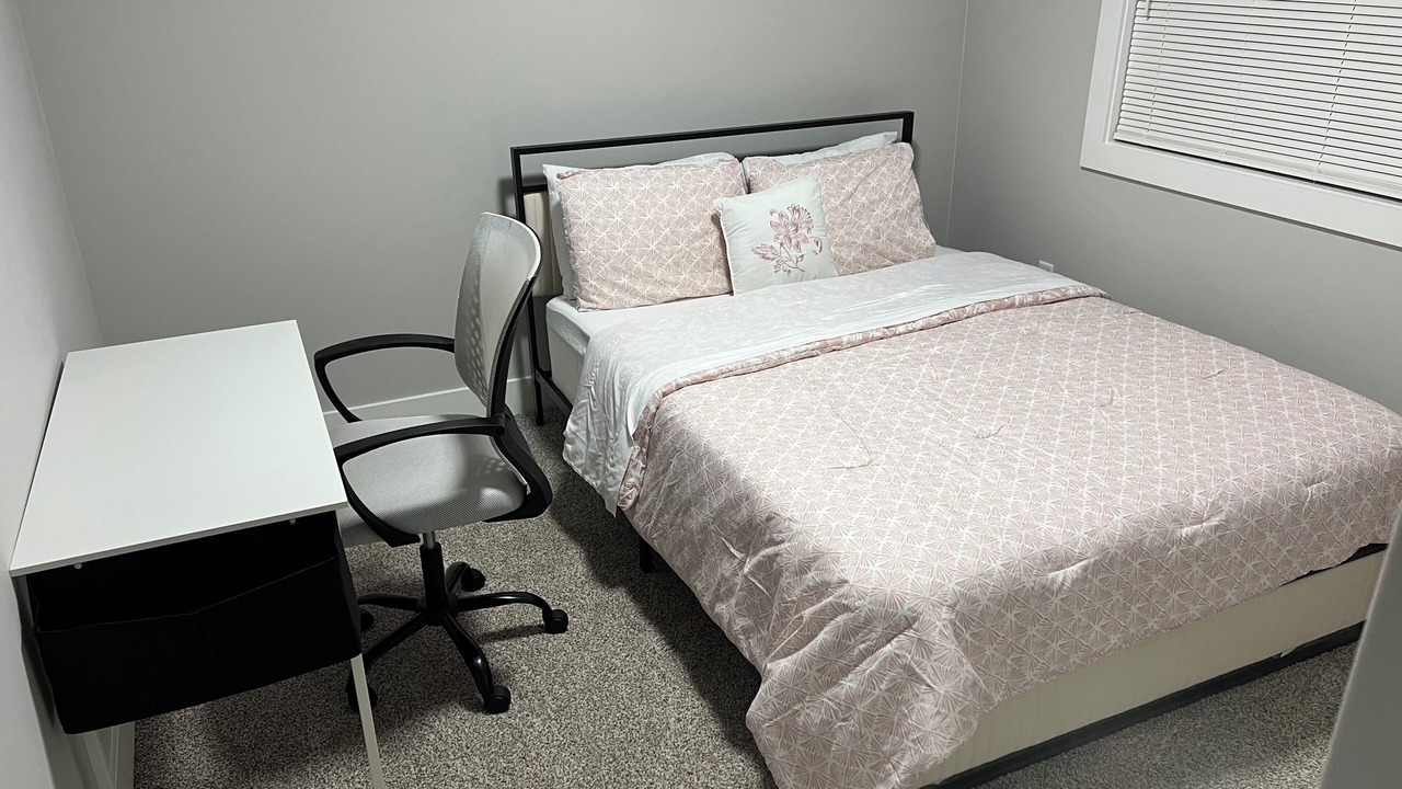 Photo of Bedroom in South Richland