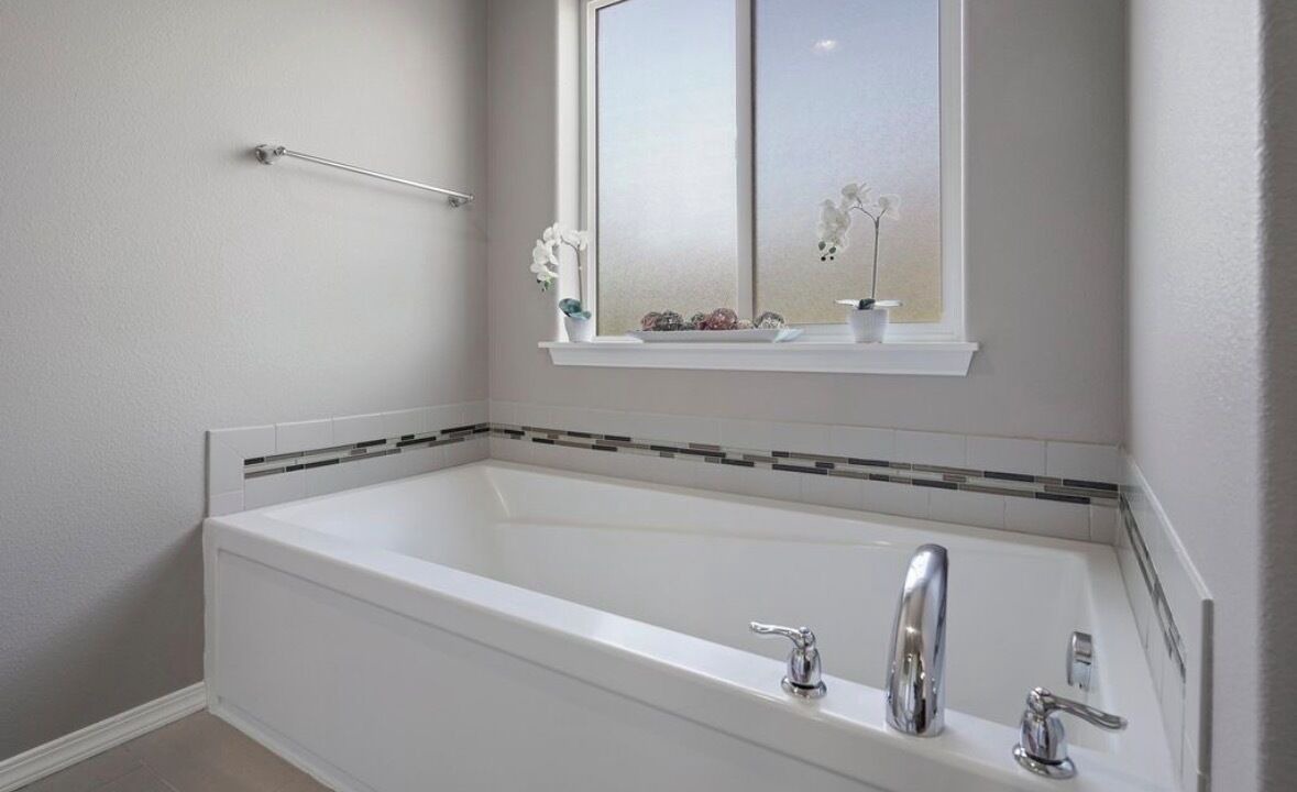 Photo of Bathroom in Larkspur