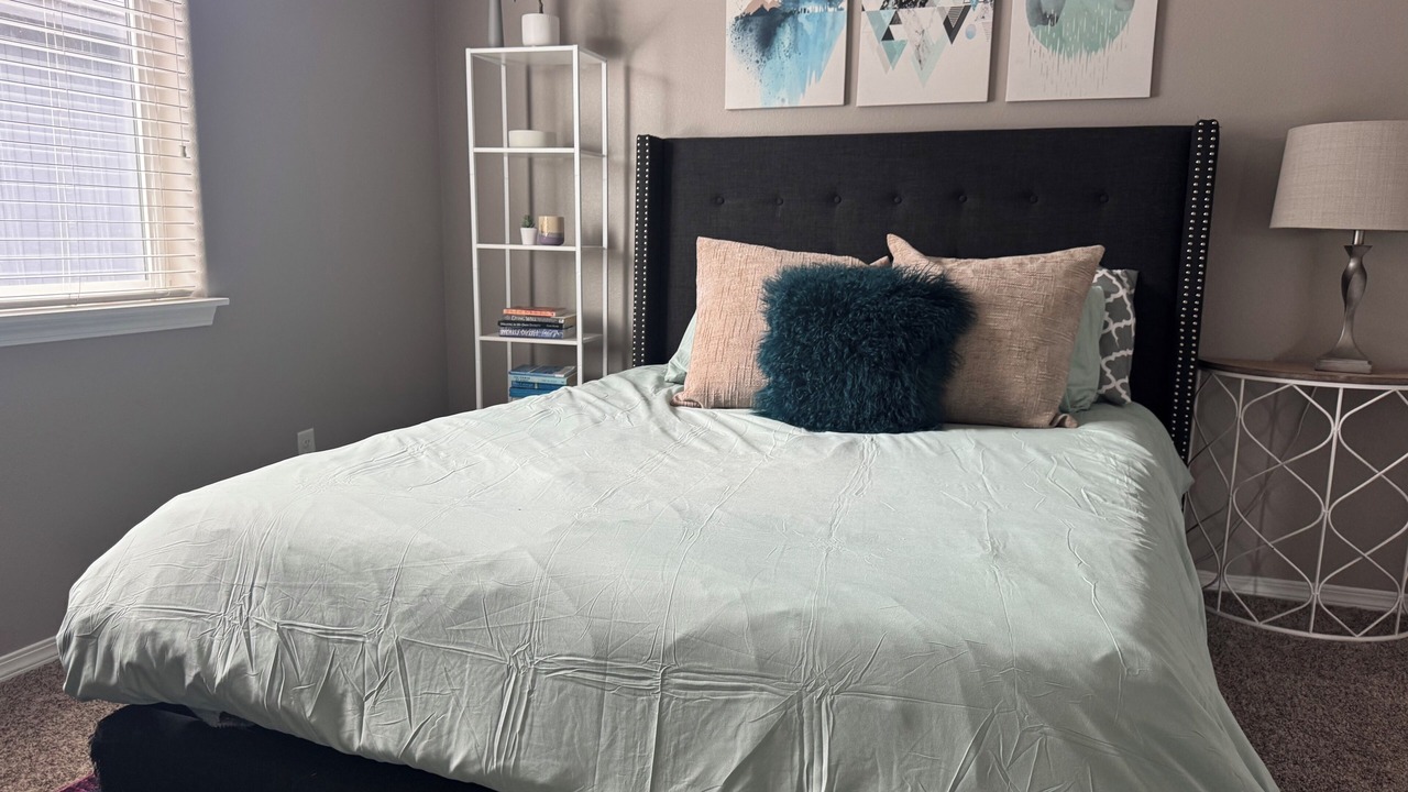 Photo of Bedroom in Larkspur