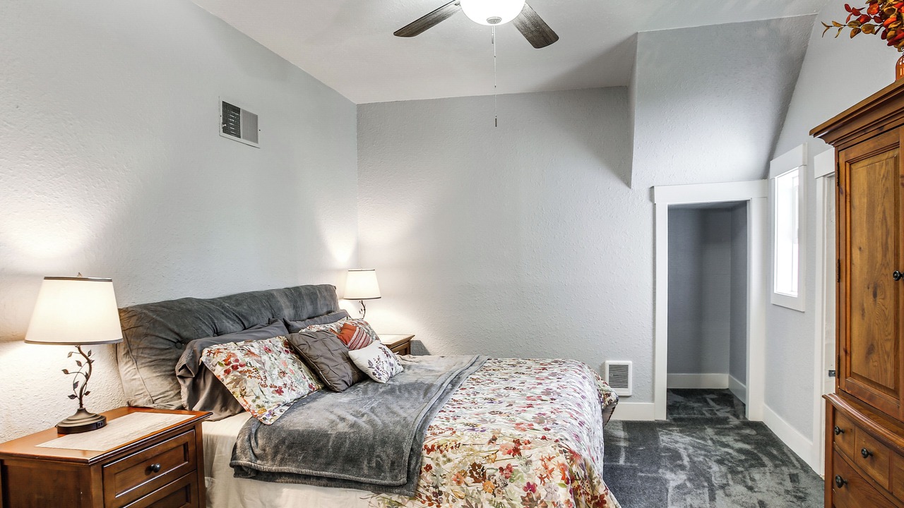 Photo of Bedroom in Cataldo