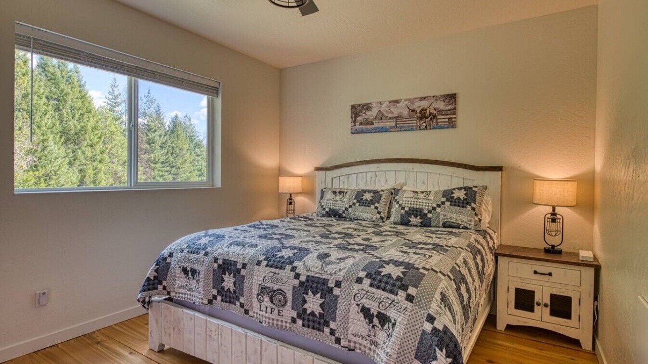 Photo of Bedroom in Sagle