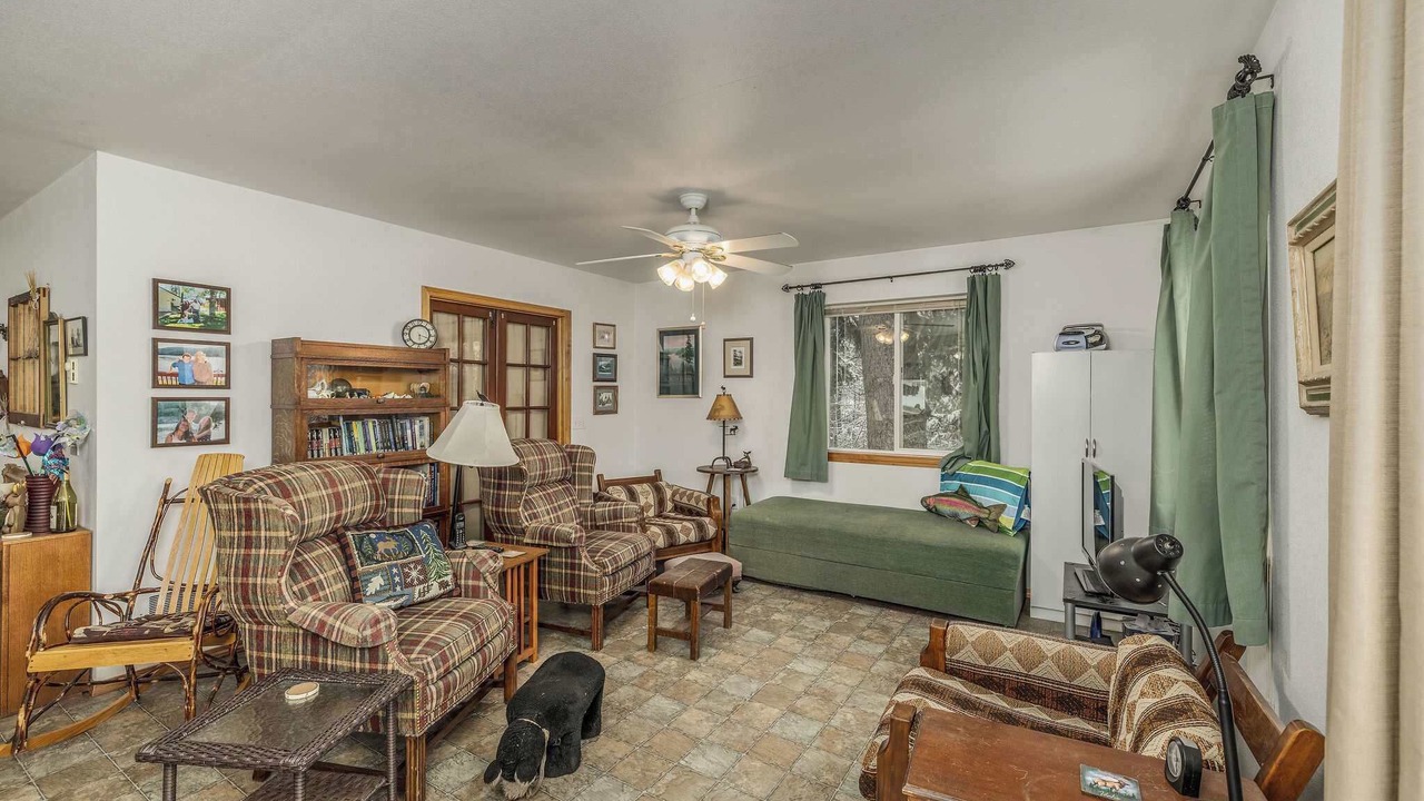 Photo of Livingroom in Rathdrum