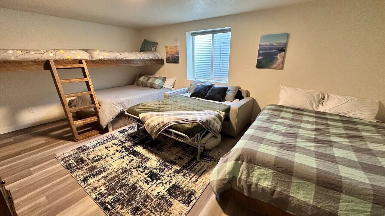 Photo of Bedroom in Garden District