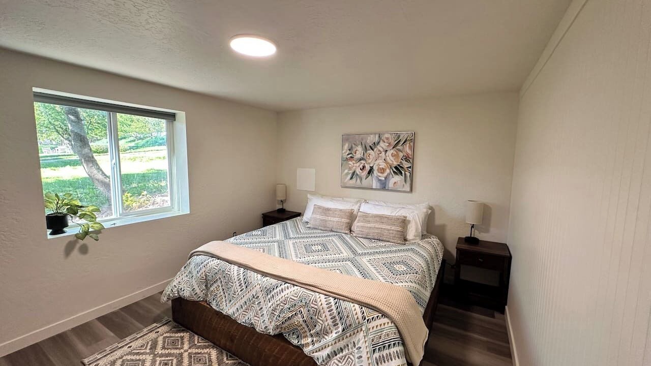Photo of Bedroom in Garden District