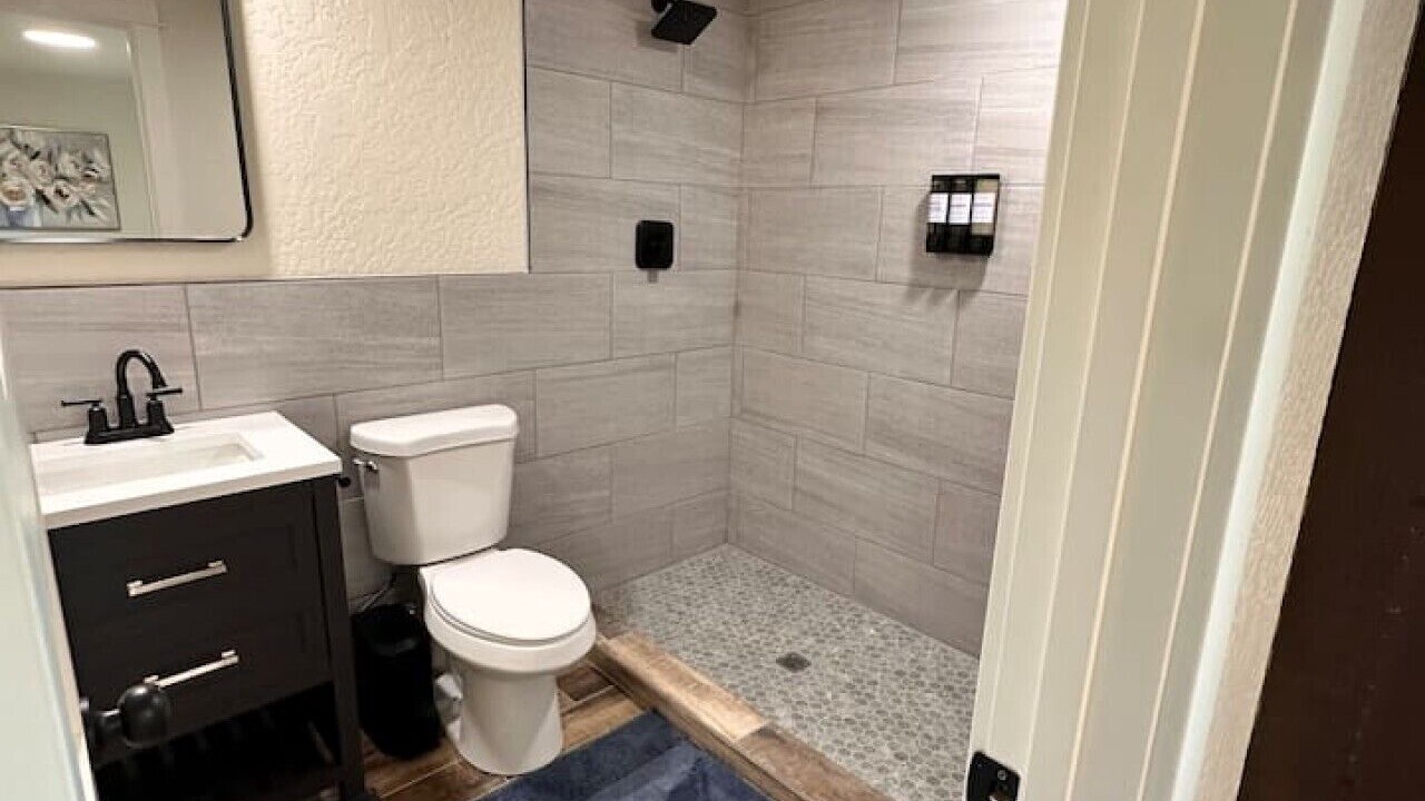Photo of Bathroom in Garden District