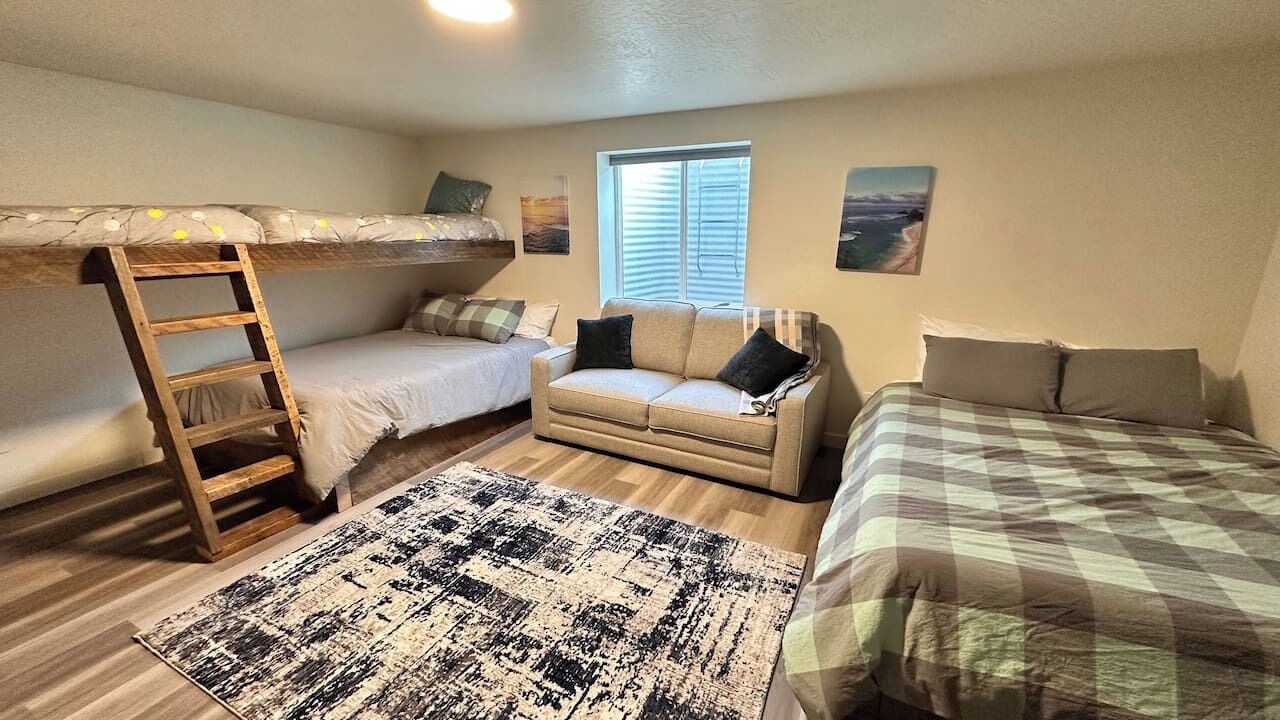 Photo of Bedroom in Garden District