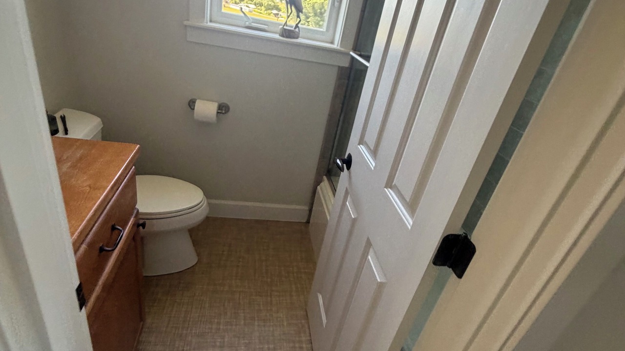 Photo of Bathroom in Ashland