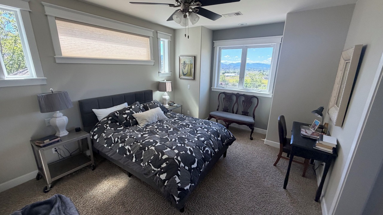 Photo of Bedroom in Ashland