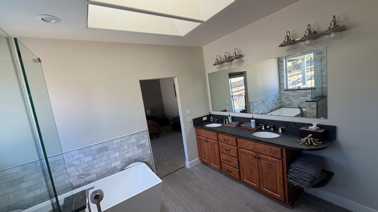 Photo of Bathroom in Ashland