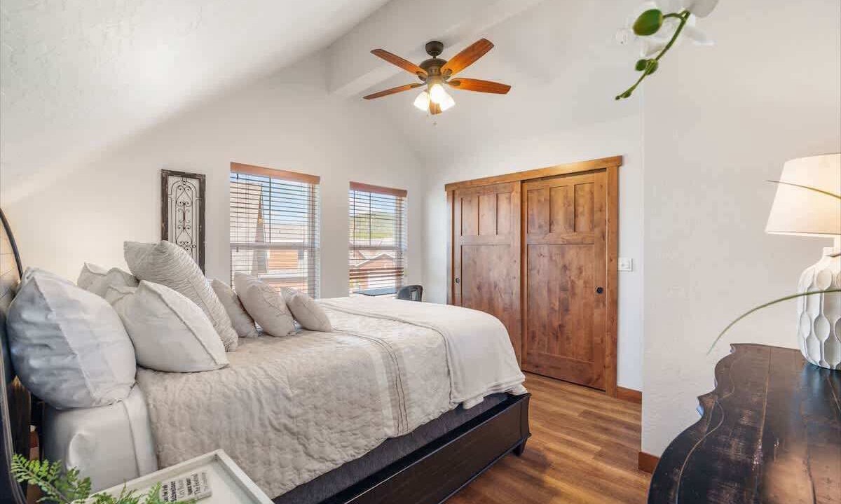 Photo of Bedroom in Dover Bay