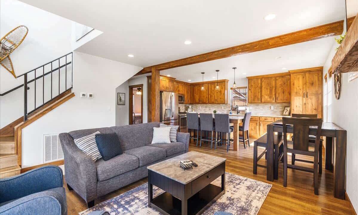 Photo of Livingroom in Dover Bay