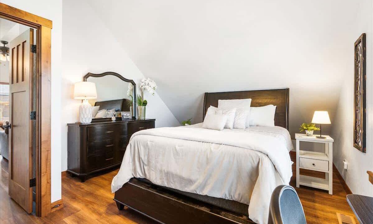 Photo of Bedroom in Dover Bay