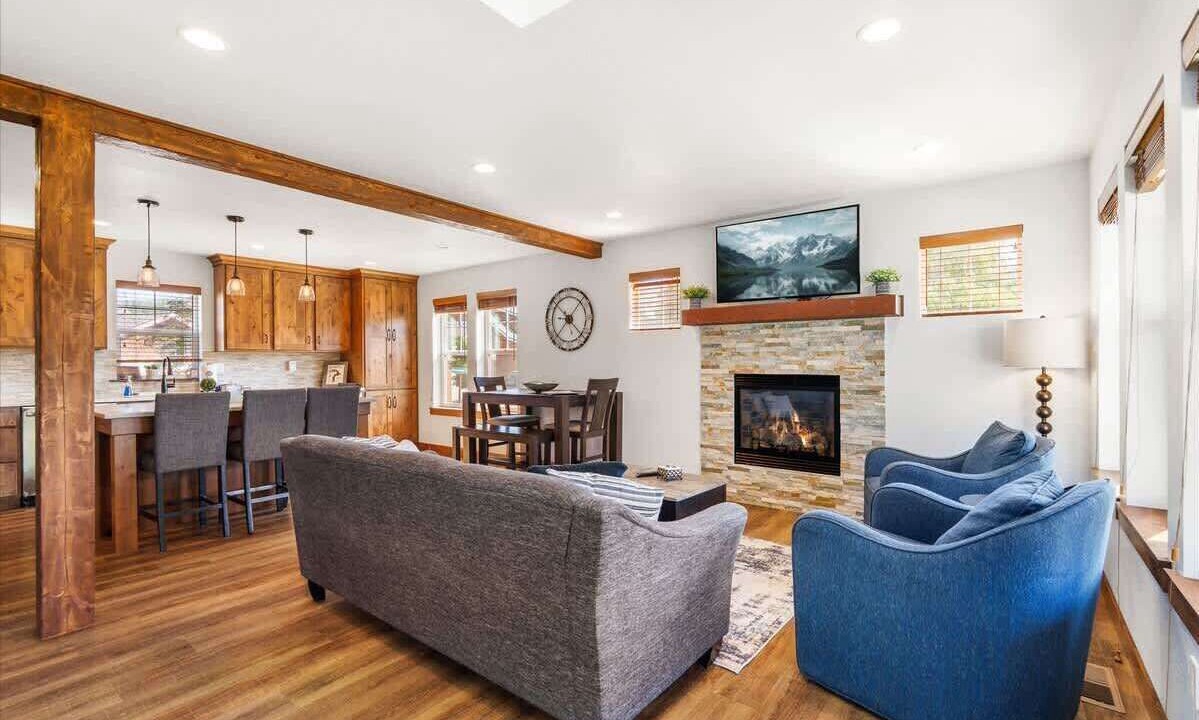 Photo of Livingroom in Dover Bay