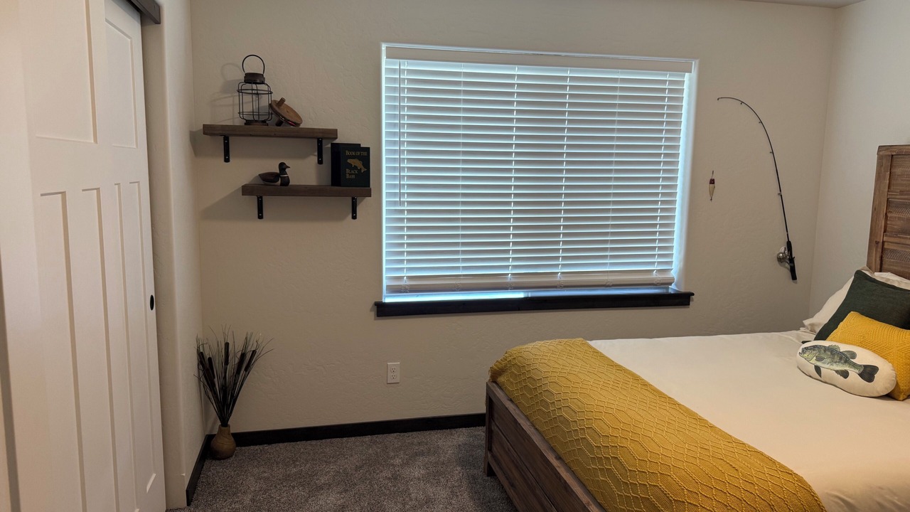 Photo of Bedroom in Athol
