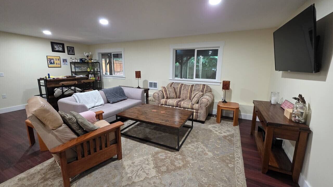 Photo of Livingroom in Point Roberts