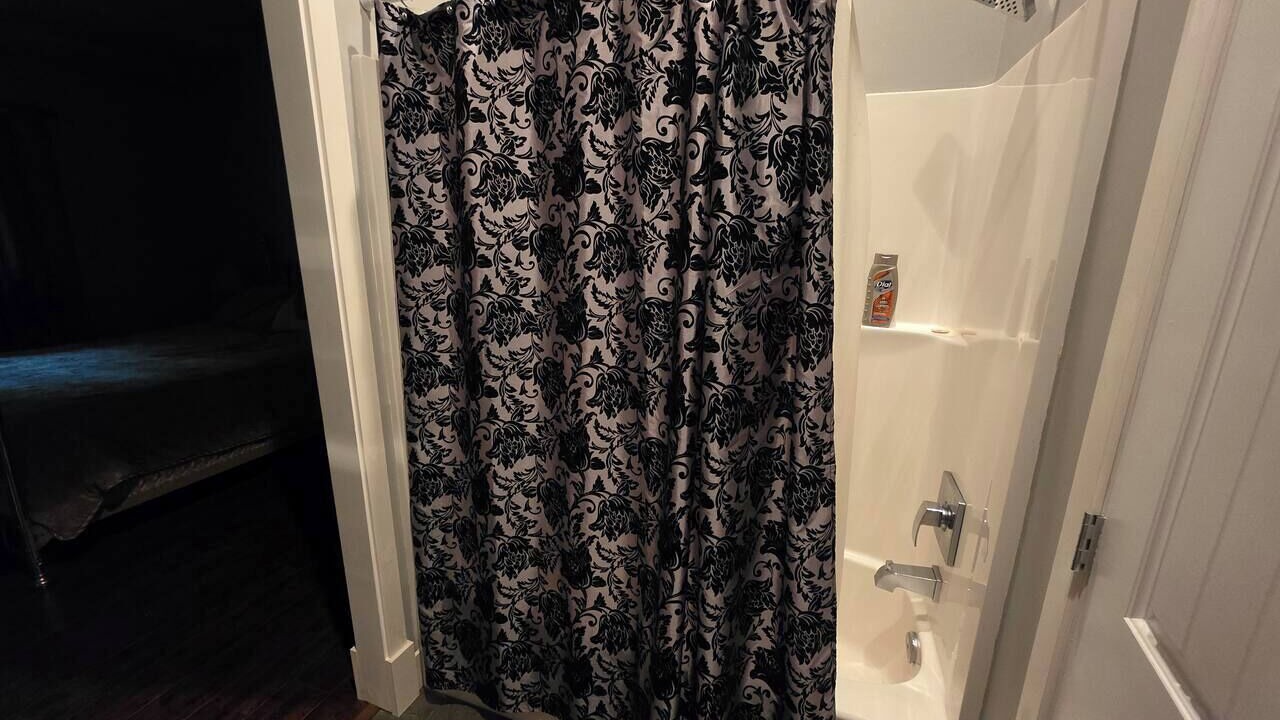 Photo of Bathroom in Point Roberts