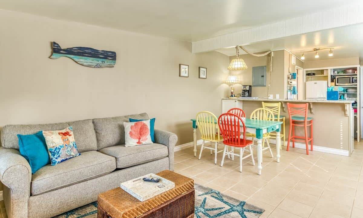 Photo of Livingroom in Ocean Shores