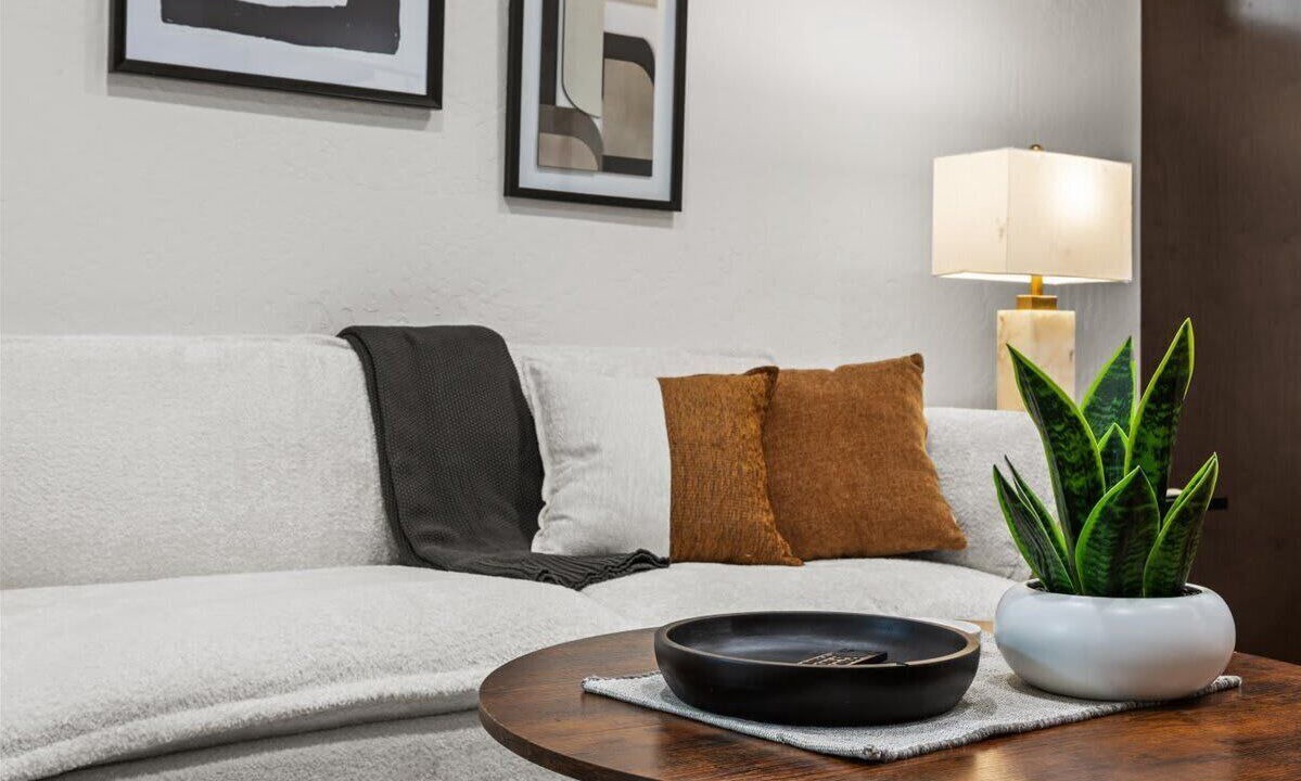 Photo of Livingroom in Hayden Lake
