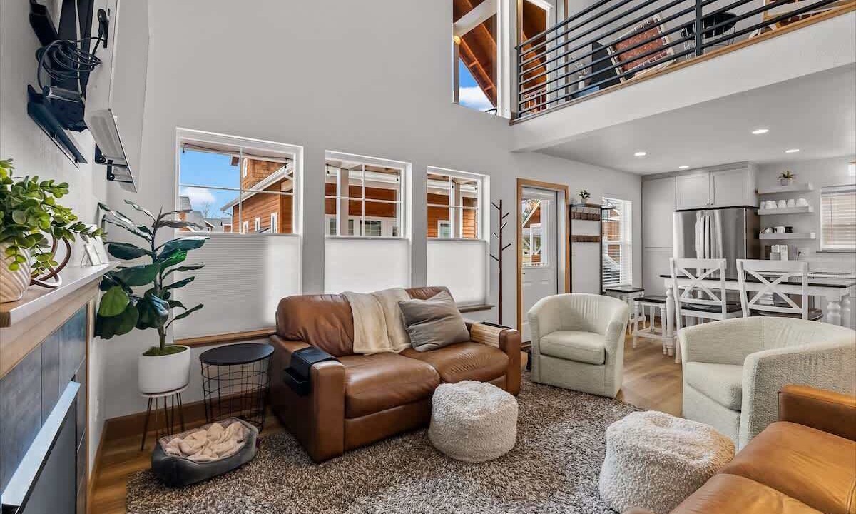 Photo of Livingroom in Dover Bay