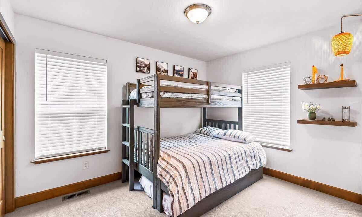 Photo of Bedroom in Dover Bay