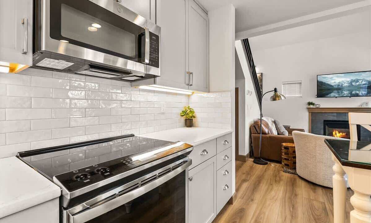 Photo of Kitchen in Dover Bay