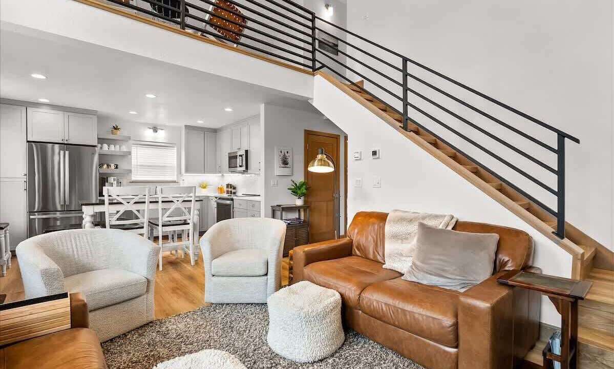 Photo of Livingroom in Dover Bay