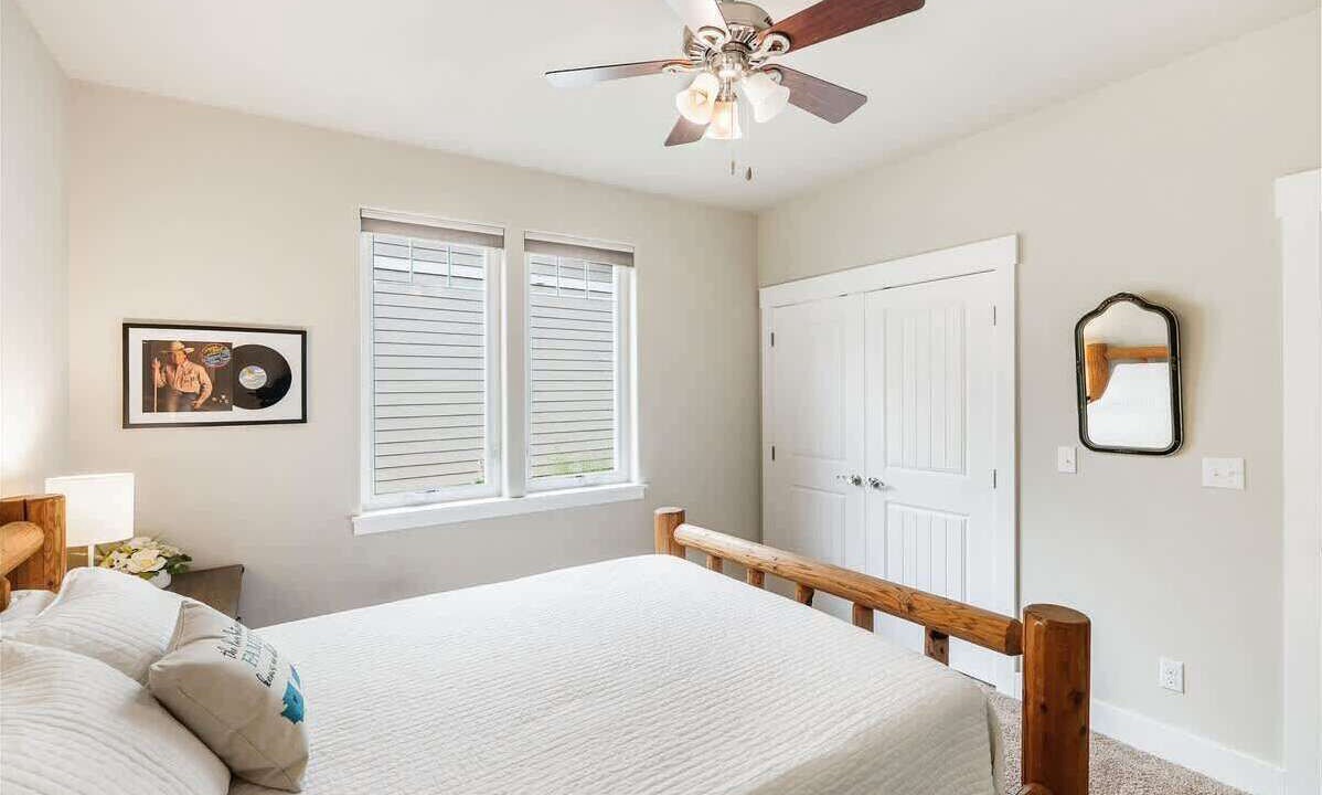 Photo of Bedroom in Dover Bay