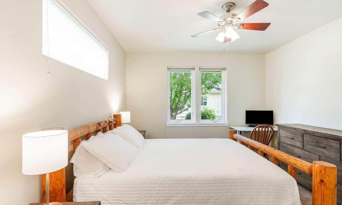 Photo of Bedroom in Dover Bay
