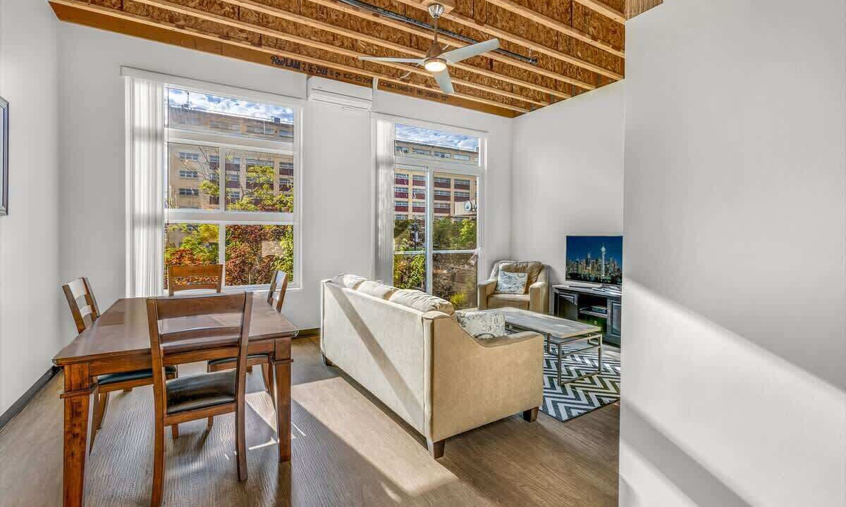Photo of Livingroom in Bremerton