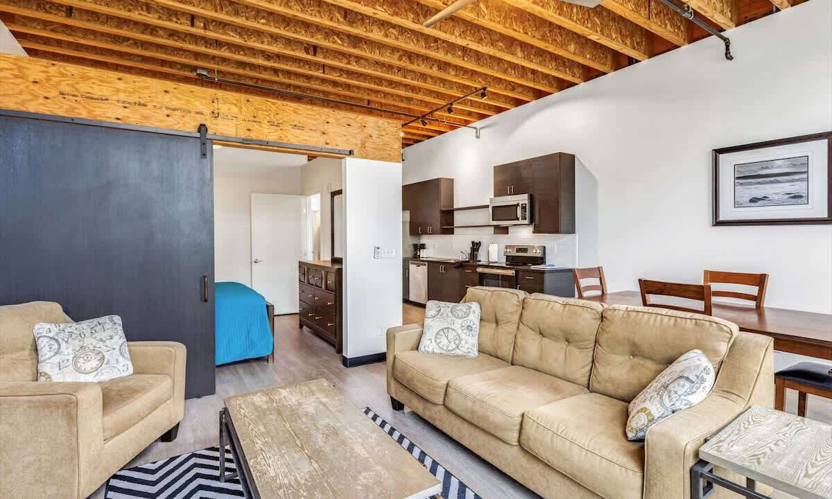 Photo of Livingroom in Bremerton