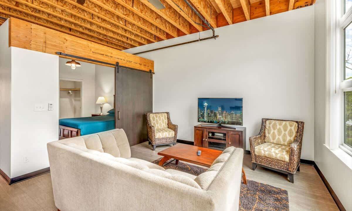 Photo of Livingroom in Bremerton