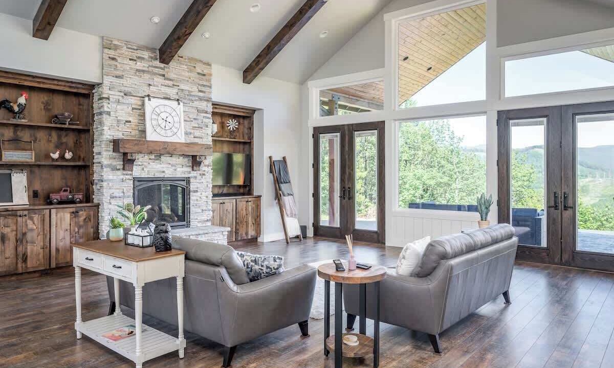Photo of Livingroom in Sandy