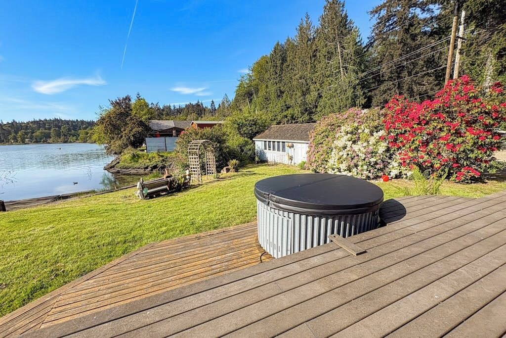 Photo of Patio Balcony in Bainbridge Island