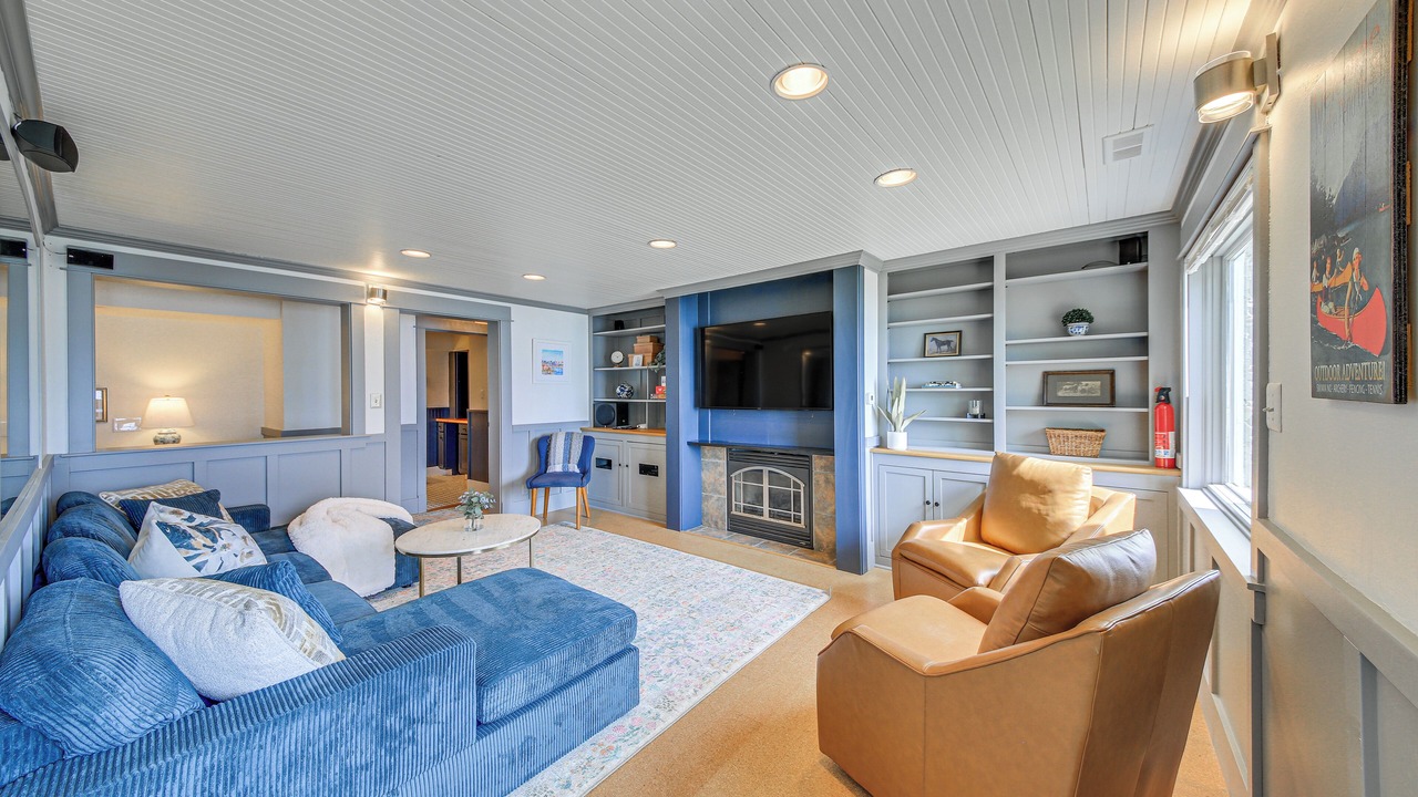 Photo of Livingroom in Ponder Point