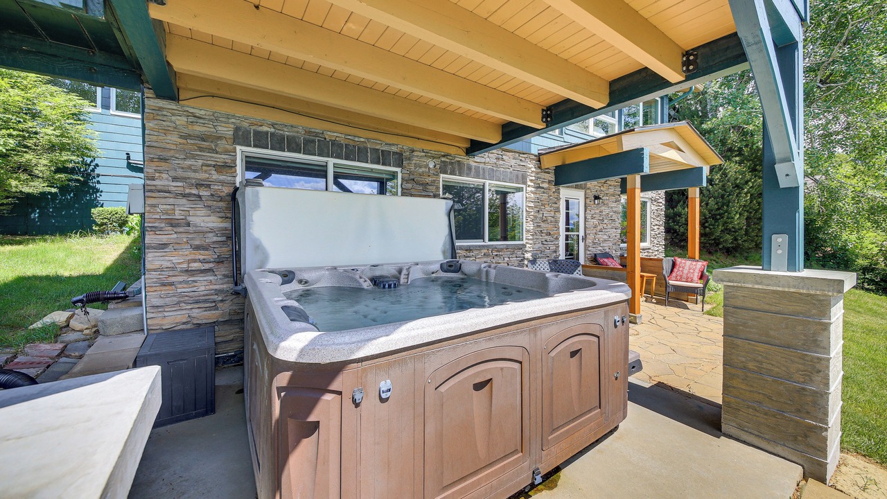 Photo of Patio Balcony in Ponder Point
