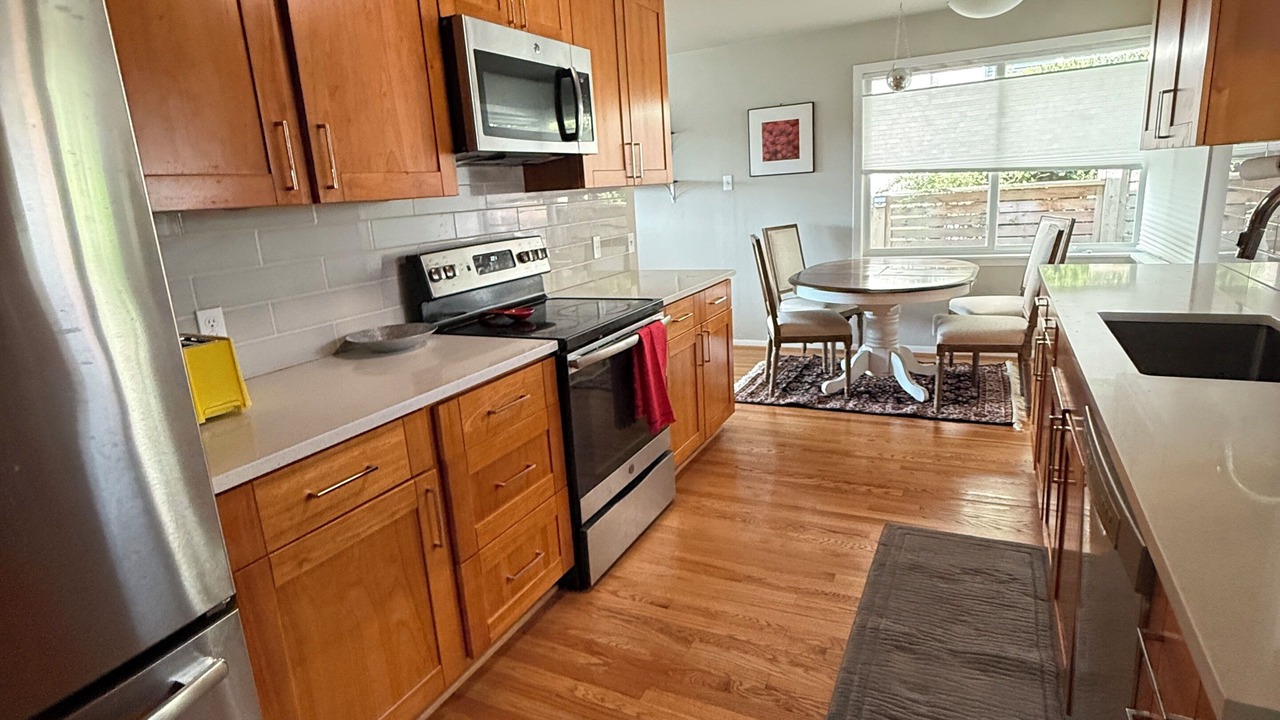 Photo of Kitchen in North Queen Anne