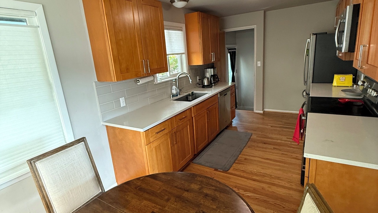 Photo of Kitchen in North Queen Anne