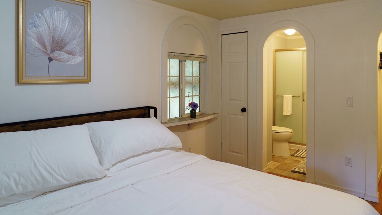Photo of Bedroom in Bainbridge Island