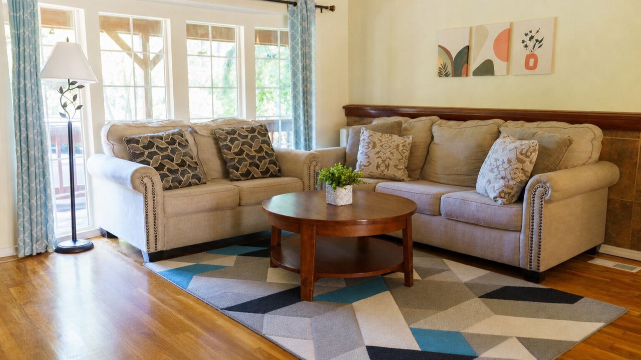Photo of Livingroom in Bainbridge Island