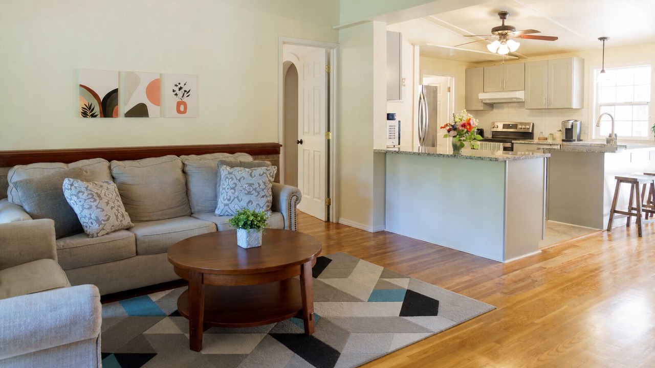Photo of Livingroom in Bainbridge Island