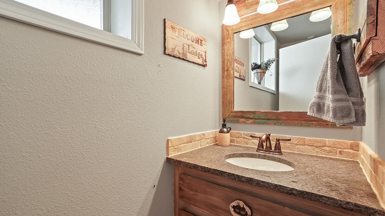 Photo of Bathroom in Garden Valley