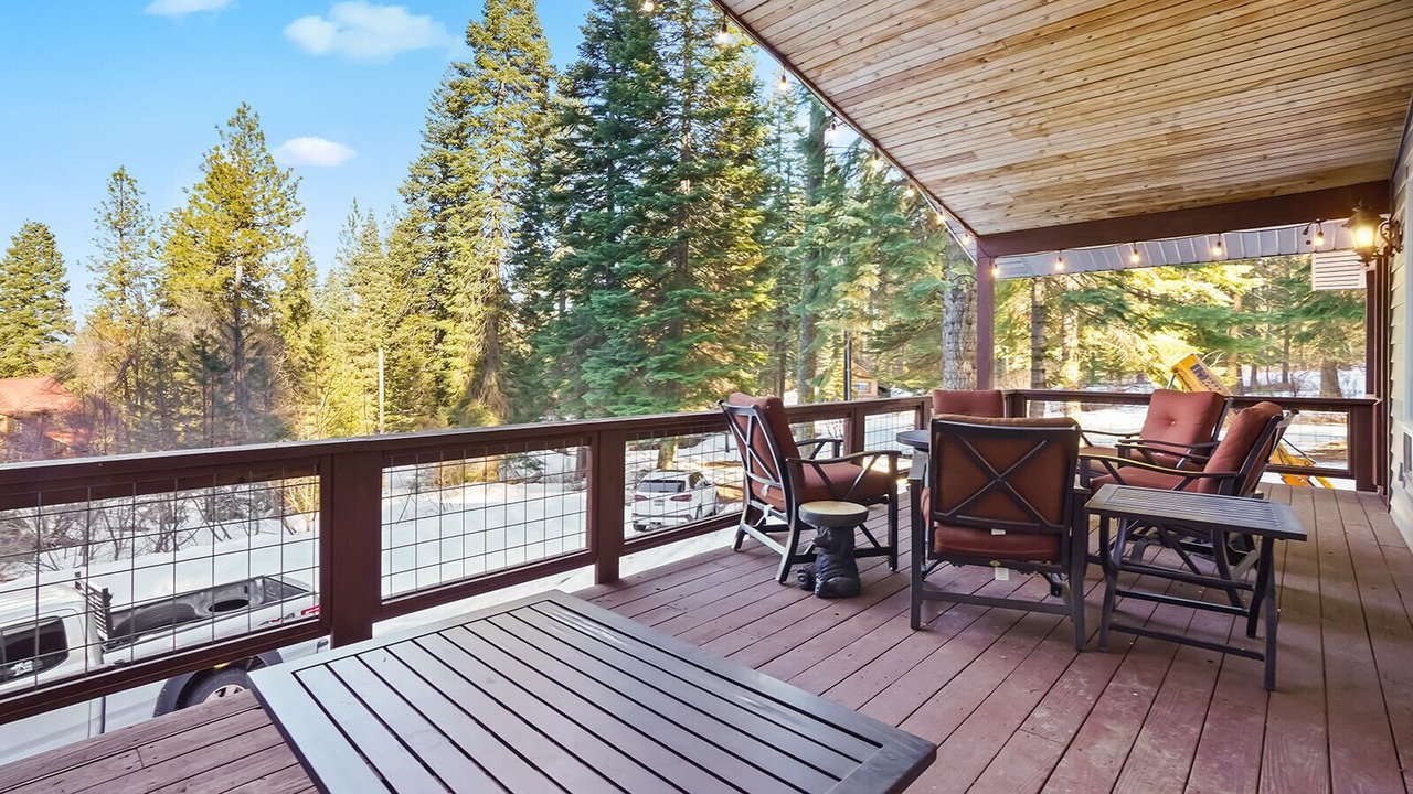Photo of Outdoor in Garden Valley