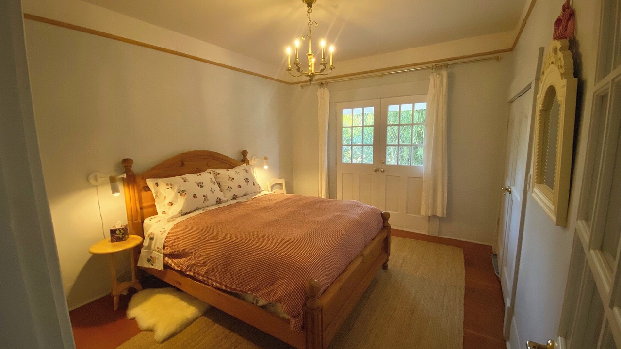 Photo of Bedroom in Duvall