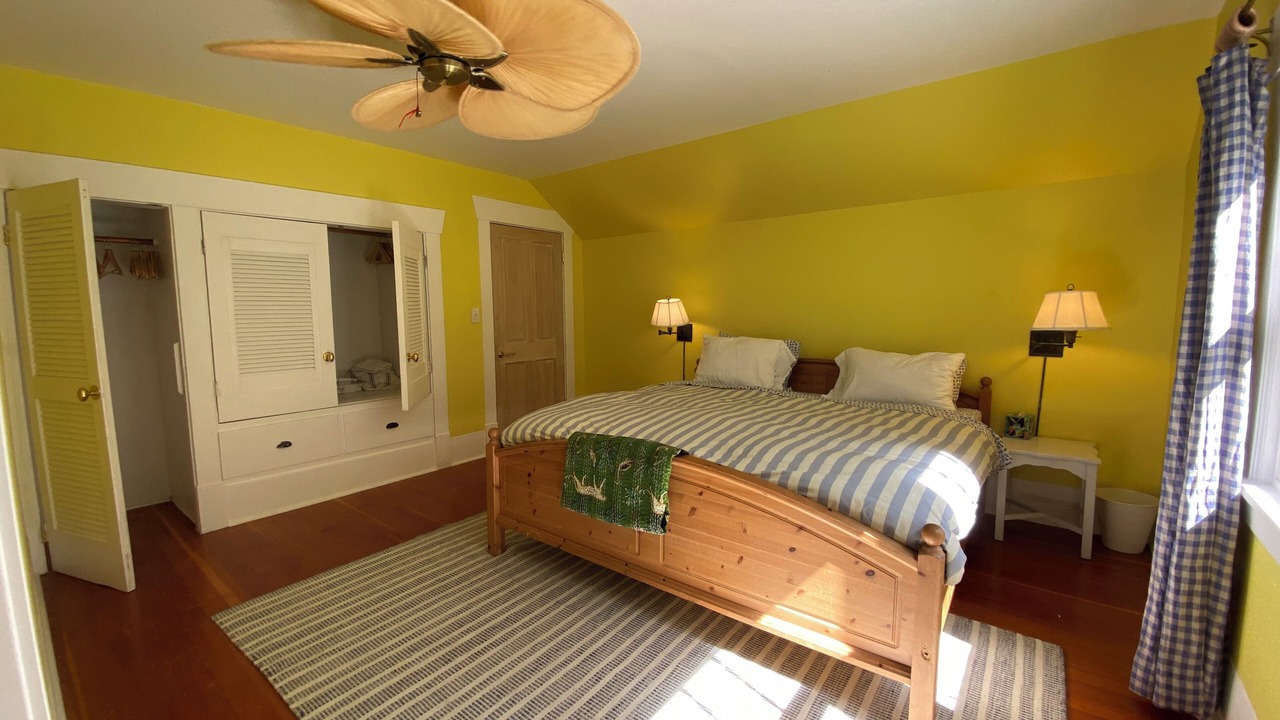Photo of Bedroom in Duvall