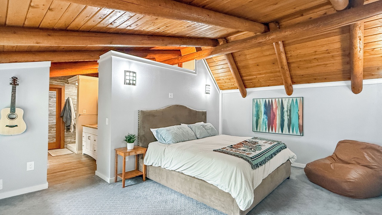 Photo of Bedroom in Redmond