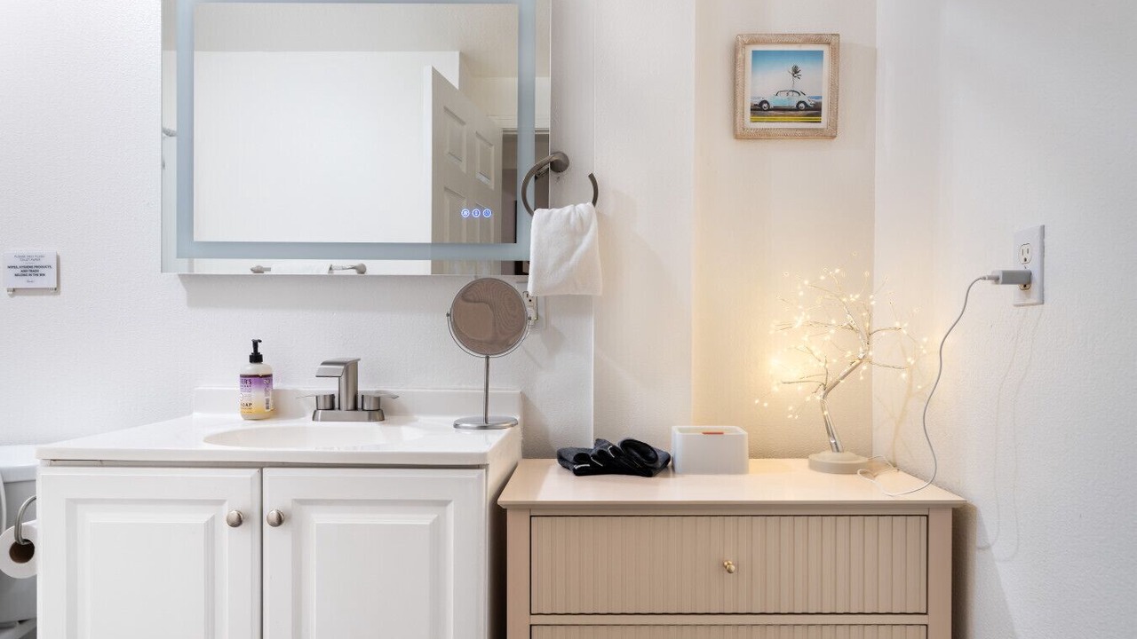 Photo of Bathroom in Shoreline