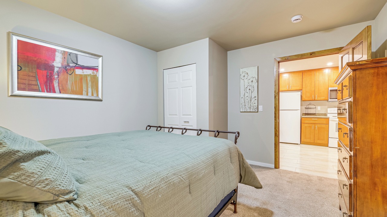 Photo of Bedroom in Martha Lake