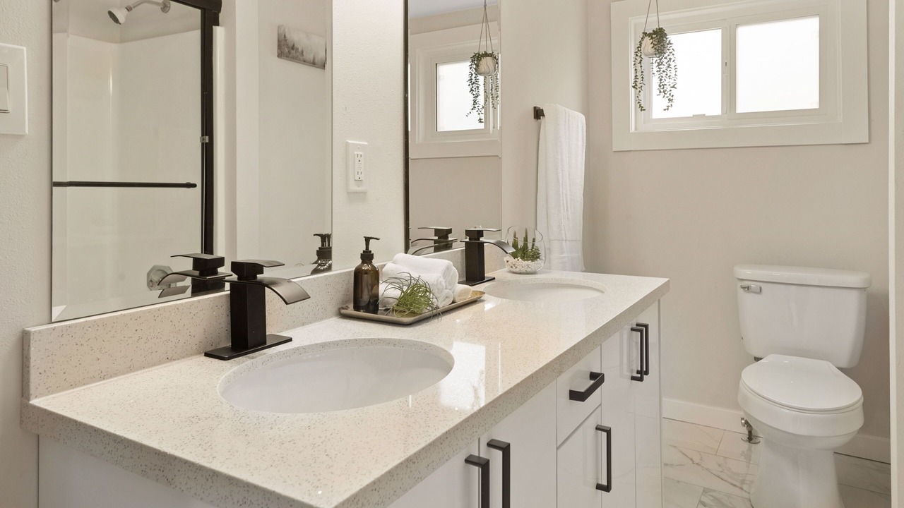 Photo of Bathroom in Lettered Streets