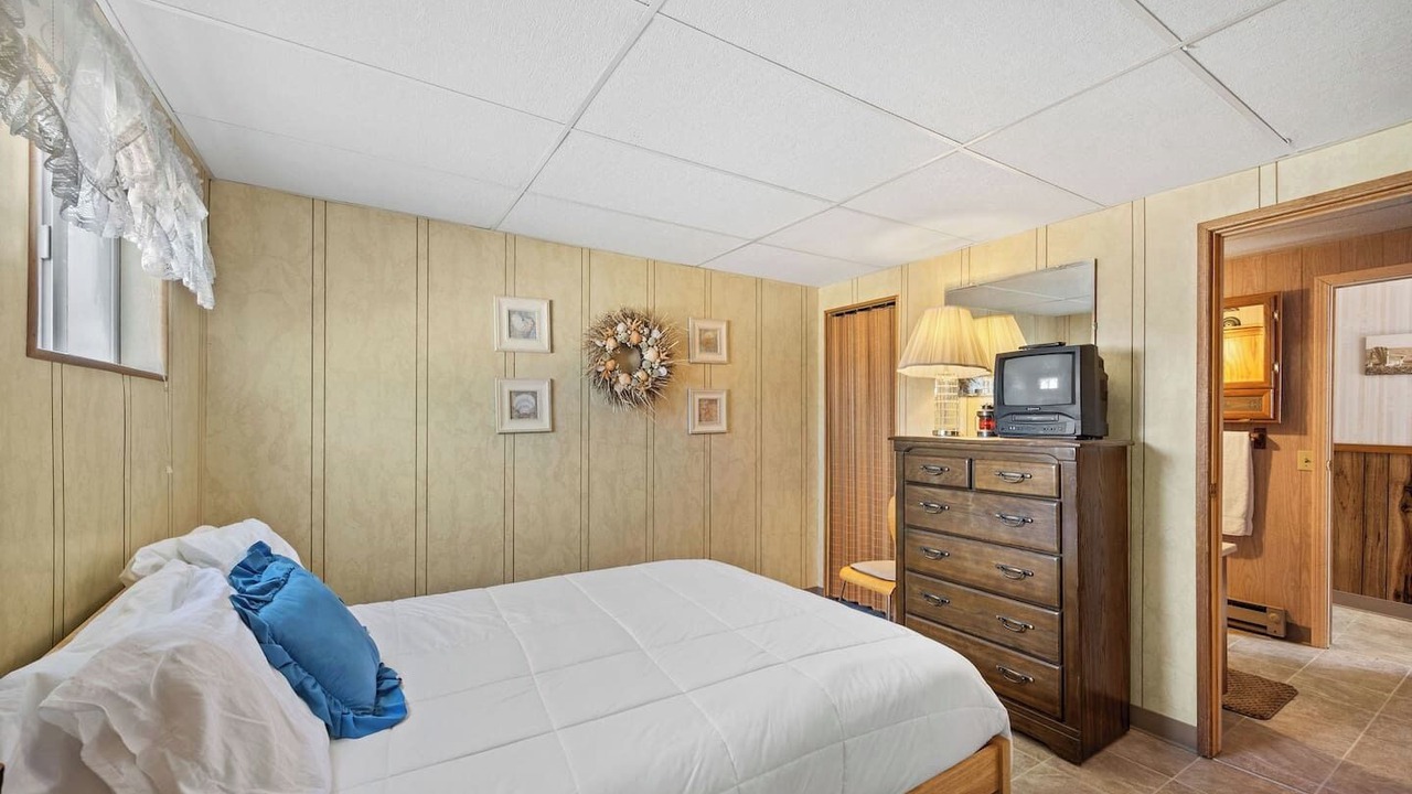 Photo of Bedroom in Bayview