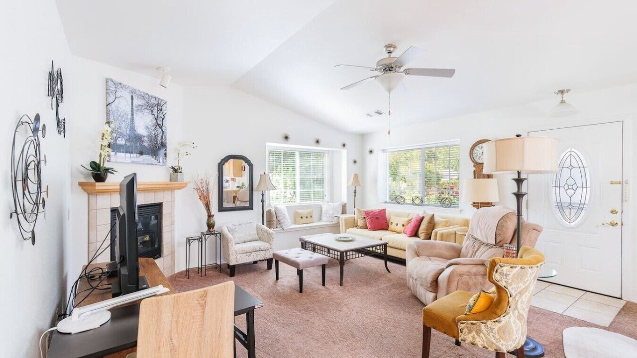 Photo of Livingroom in Grants Pass